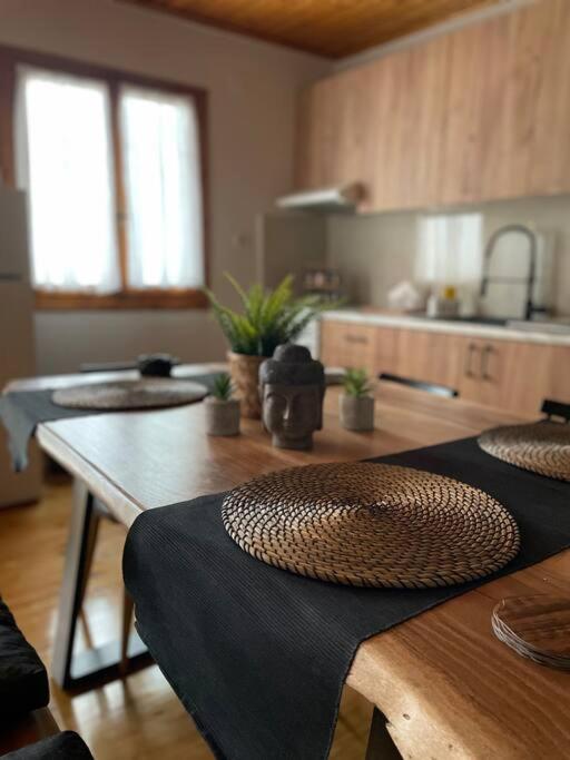 Politis' Wooden House Apartment Vasiliki  Ngoại thất bức ảnh